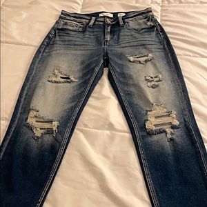 Buckle Jeans